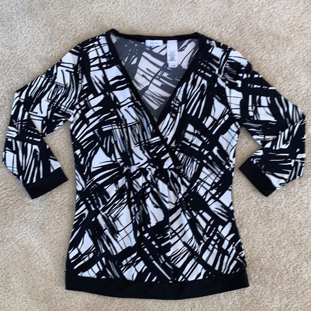 Liz & Co Crossover Blouse, Size Small, Black and White